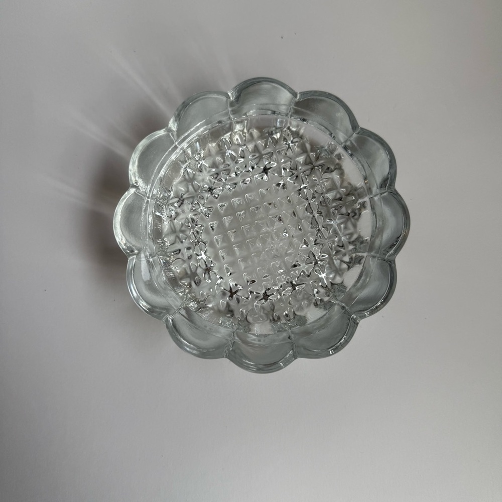 VTG Old Harbor Candle Holder Heavy Ruffle